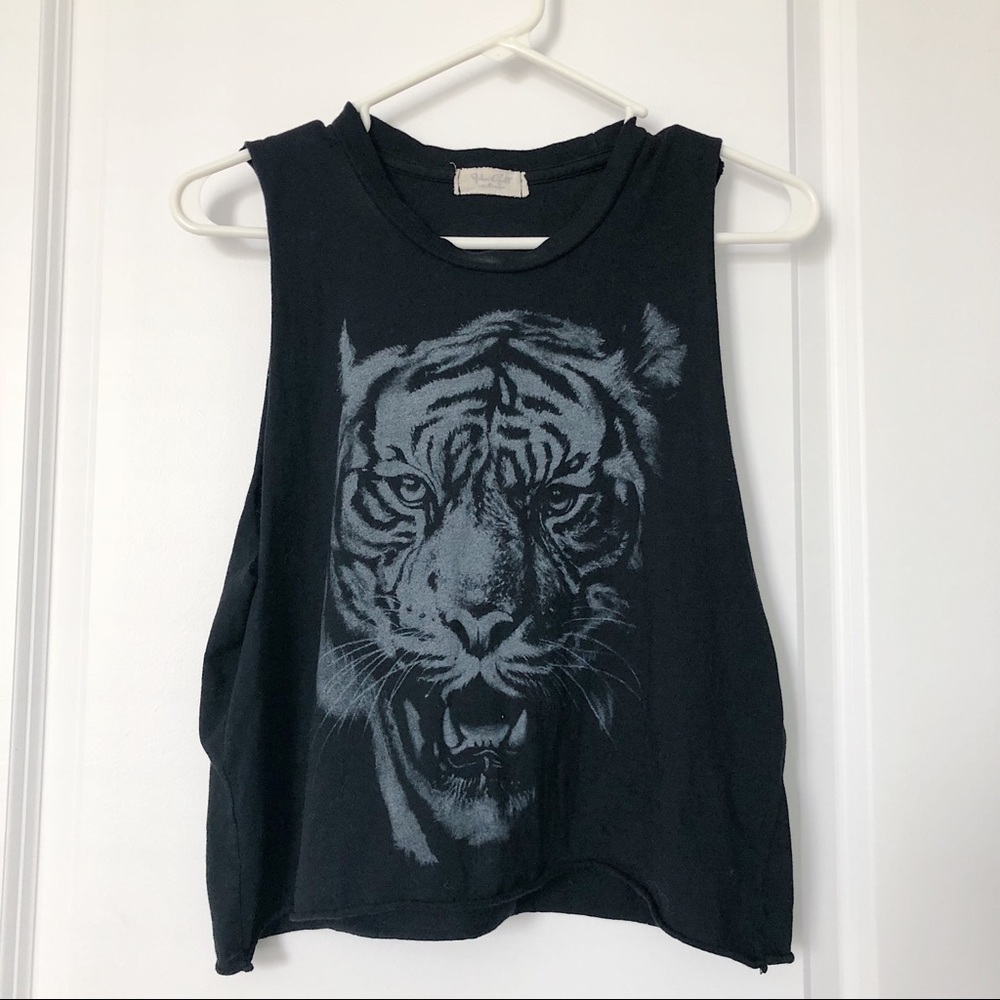 🐯 Brandy Melville Tiger Muscle Tee